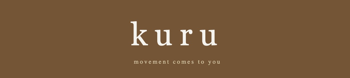 kuru, wordmark de marca con tagline 'movement comes to you'